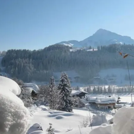 In Reith Near Kitzbuehel Slopes, Cleaning Included דירה